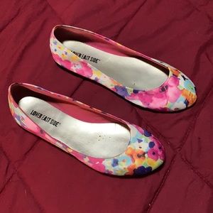 Colorful floral Lower east side flat shoes, sz 7.5.